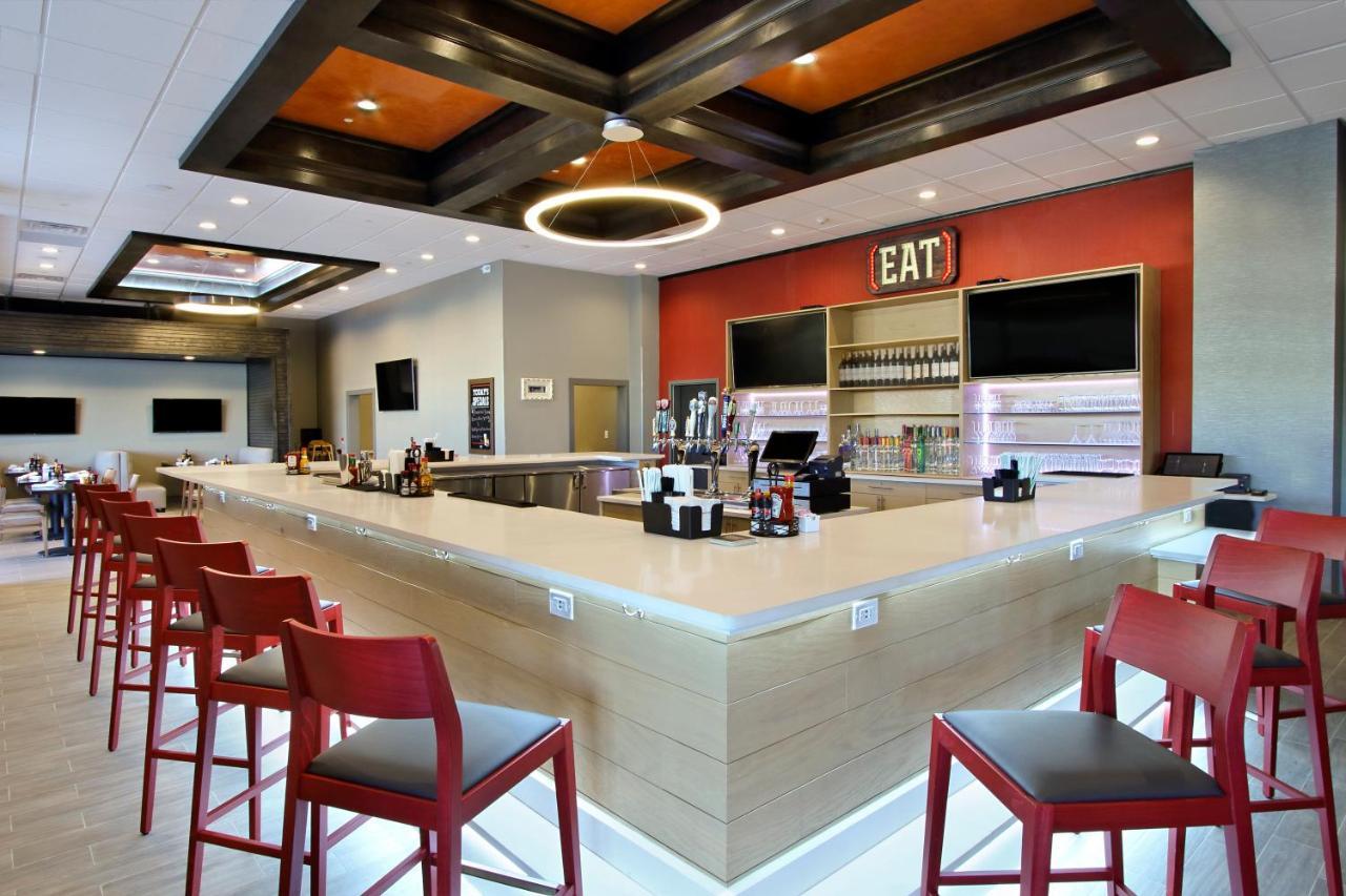 Holiday Inn Hattiesburg - North By Ihg Екстериор снимка